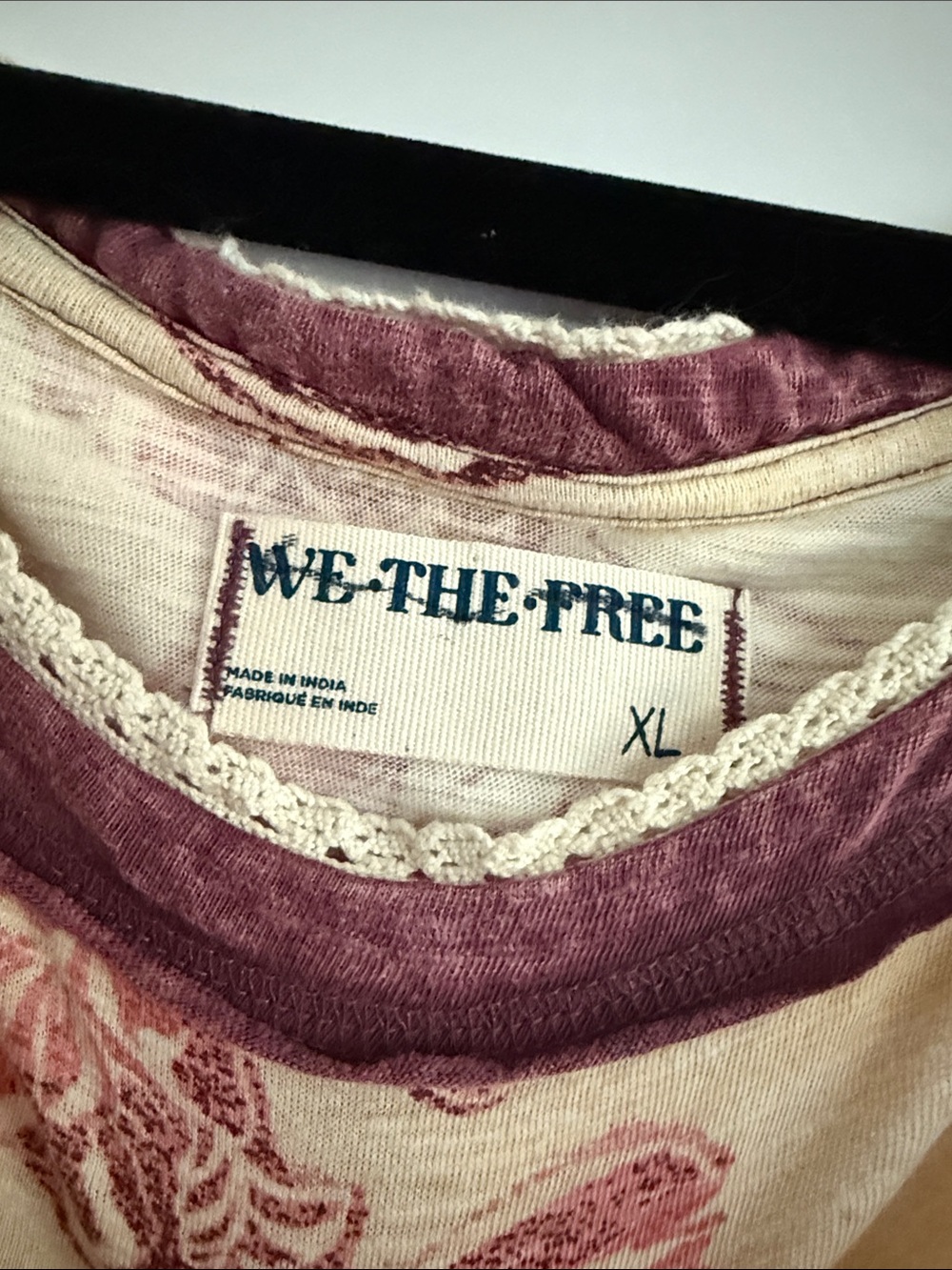 We The Free NWOT Floral Raglan Short Sleeve Top in Cream and Burgundy - Picture 2 of 4